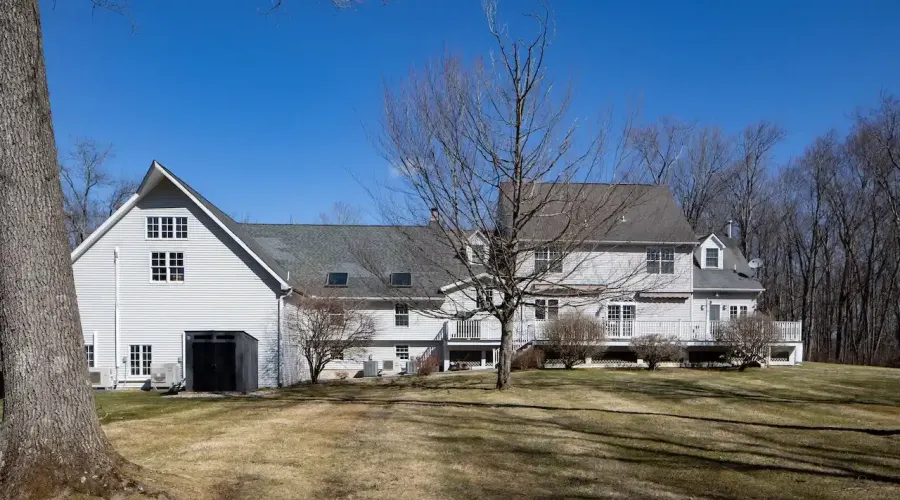 27 Smoke Ridge Road, Sherman, Connecticut, 06784, United States, 4 Bedrooms Bedrooms, 8 Rooms Rooms,3 BathroomsBathrooms,Residential,For Sale,Smoke Ridge,2036154