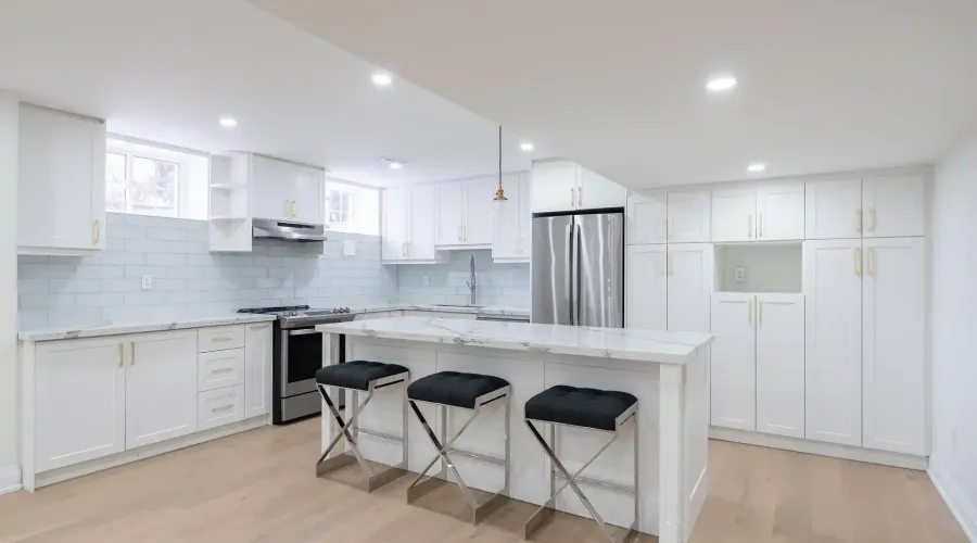 1096 Westbrook Road, Hamilton, Ontario, L0R 2A0, Canada, 7 Bedrooms Bedrooms, ,8 BathroomsBathrooms,Residential,For Sale,1096 Westbrook Road,2036394