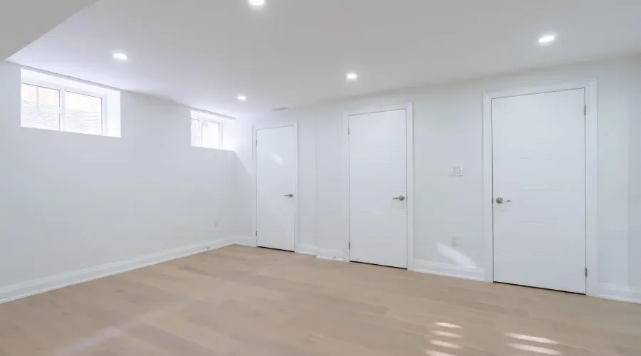 1096 Westbrook Road, Hamilton, Ontario, L0R 2A0, Canada, 7 Bedrooms Bedrooms, ,8 BathroomsBathrooms,Residential,For Sale,1096 Westbrook Road,2036394