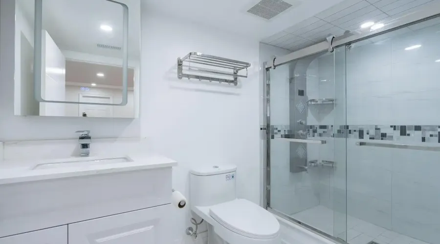 1096 Westbrook Road, Hamilton, Ontario, L0R 2A0, Canada, 7 Bedrooms Bedrooms, ,8 BathroomsBathrooms,Residential,For Sale,1096 Westbrook Road,2036394