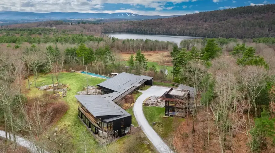 250 Long Pond Road, Great Barrington, Massachusetts, 01230, United States, 9 Bedrooms Bedrooms, 10 Rooms Rooms,7 BathroomsBathrooms,Residential,For Sale,Long Pond ,2037165