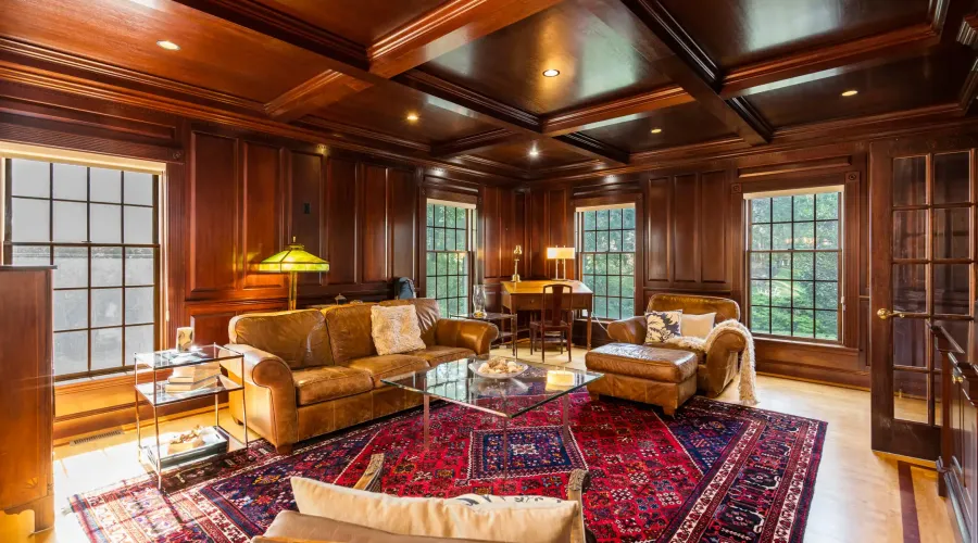 1 Gussett Road, Wenham, Massachusetts, 01984, United States, 5 Bedrooms Bedrooms, 10 Rooms Rooms,5 BathroomsBathrooms,Residential,For Sale,Gussett,2037166