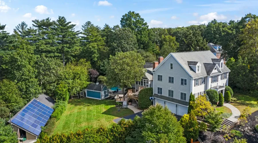 1 Gussett Road, Wenham, Massachusetts, 01984, United States, 5 Bedrooms Bedrooms, 10 Rooms Rooms,5 BathroomsBathrooms,Residential,For Sale,Gussett,2037166