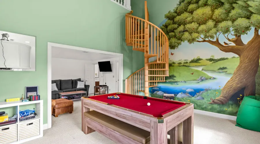 1 Gussett Road, Wenham, Massachusetts, 01984, United States, 5 Bedrooms Bedrooms, 10 Rooms Rooms,5 BathroomsBathrooms,Residential,For Sale,Gussett,2037166