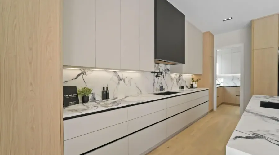 362 Meadow Wood Lane, Mississauga, Ontario, L5J 2S9, Canada, 4 Bedrooms Bedrooms, ,7 BathroomsBathrooms,Residential,For Sale,362 Meadow Wood Lane,2038947