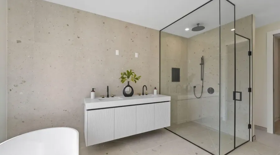 362 Meadow Wood Lane, Mississauga, Ontario, L5J 2S9, Canada, 4 Bedrooms Bedrooms, ,7 BathroomsBathrooms,Residential,For Sale,362 Meadow Wood Lane,2038947