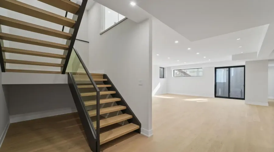 362 Meadow Wood Lane, Mississauga, Ontario, L5J 2S9, Canada, 4 Bedrooms Bedrooms, ,7 BathroomsBathrooms,Residential,For Sale,362 Meadow Wood Lane,2038947