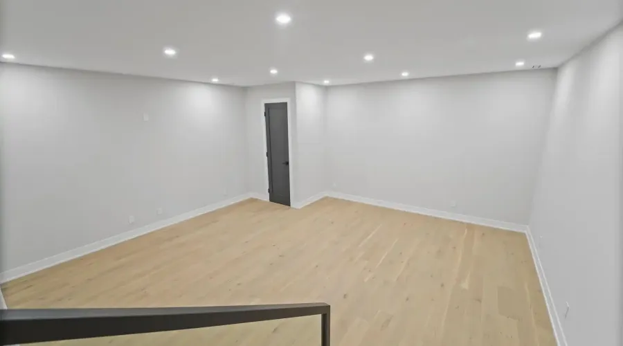 362 Meadow Wood Lane, Mississauga, Ontario, L5J 2S9, Canada, 4 Bedrooms Bedrooms, ,7 BathroomsBathrooms,Residential,For Sale,362 Meadow Wood Lane,2038947