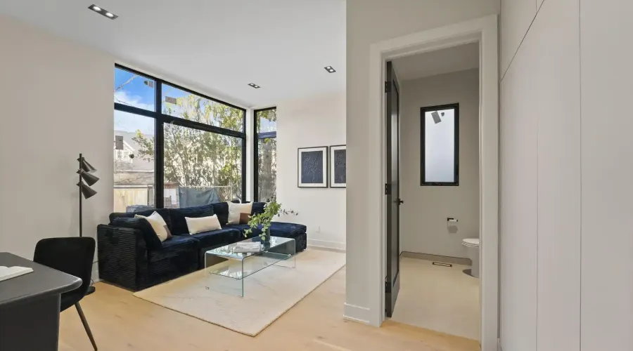 362 Meadow Wood Lane, Mississauga, Ontario, L5J 2S9, Canada, 4 Bedrooms Bedrooms, ,7 BathroomsBathrooms,Residential,For Sale,362 Meadow Wood Lane,2038947