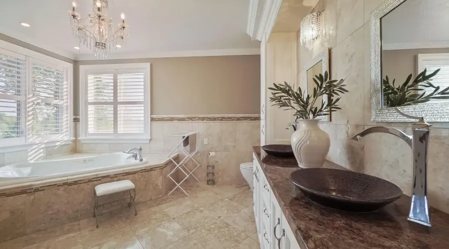 119 Ishwar Drive, Georgian Bluffs, Ontario, N0H 1S0, Canada, 4 Bedrooms Bedrooms, ,7 BathroomsBathrooms,Residential,For Sale,119 Ishwar Drive,2039070