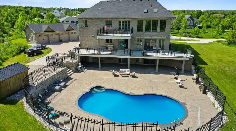 119 Ishwar Drive, Georgian Bluffs, Ontario, N0H 1S0, Canada, 4 Bedrooms Bedrooms, ,7 BathroomsBathrooms,Residential,For Sale,119 Ishwar Drive,2039070