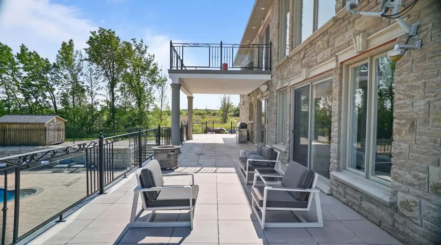 119 Ishwar Drive, Georgian Bluffs, Ontario, N0H 1S0, Canada, 4 Bedrooms Bedrooms, ,7 BathroomsBathrooms,Residential,For Sale,119 Ishwar Drive,2039070