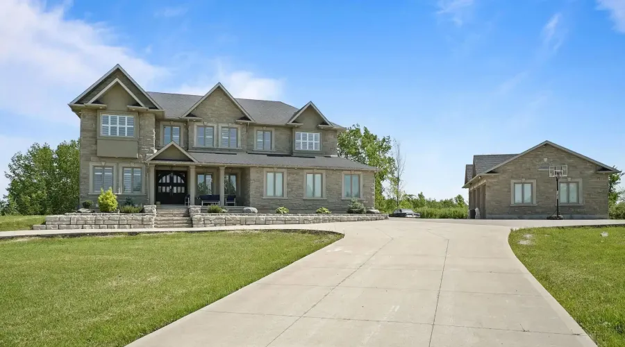 119 Ishwar Drive, Georgian Bluffs, Ontario, N0H 1S0, Canada, 4 Bedrooms Bedrooms, ,7 BathroomsBathrooms,Residential,For Sale,119 Ishwar Drive,2039070