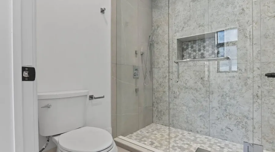 1610 Kenmuir Avenue, Mississauga, Ontario, L5G 4B5, Canada, 5 Bedrooms Bedrooms, ,6 BathroomsBathrooms,Residential,For Sale,1610 Kenmuir Avenue,2041824