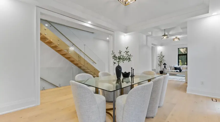 1610 Kenmuir Avenue, Mississauga, Ontario, L5G 4B5, Canada, 5 Bedrooms Bedrooms, ,6 BathroomsBathrooms,Residential,For Sale,1610 Kenmuir Avenue,2041824