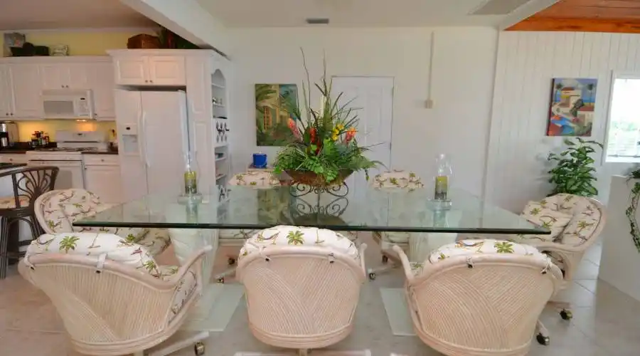 Jib-Boom Drive,Treasure Cay,Abaco,Bahamas,5 Bedrooms Bedrooms,4.5 BathroomsBathrooms,Residential,Jib-Boom Drive,202447