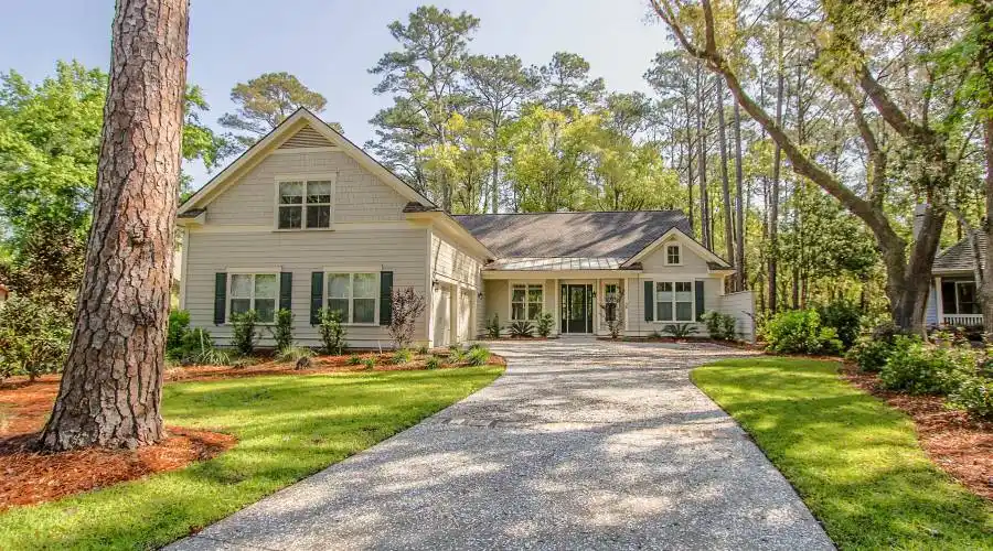 56 Edgewood Drive,Hilton Head Island,South Carolina 29926,United States,4 Bedrooms Bedrooms,4 Rooms Rooms,4 BathroomsBathrooms,Residential,Edgewood Drive,203392