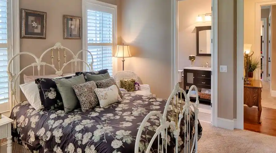 22 Sherbrooke Avenue,Bluffton,South Carolina 29910,United States,3 Bedrooms Bedrooms,3 Rooms Rooms,3 BathroomsBathrooms,Residential,Sherbrooke Avenue,203837