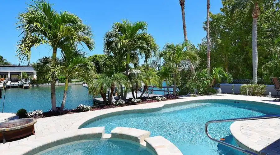 85 S Polk Drive,Sarasota,Florida 34236,United States,3 Bedrooms Bedrooms,7 Rooms Rooms,3 BathroomsBathrooms,Residential,S Polk,1,204358
