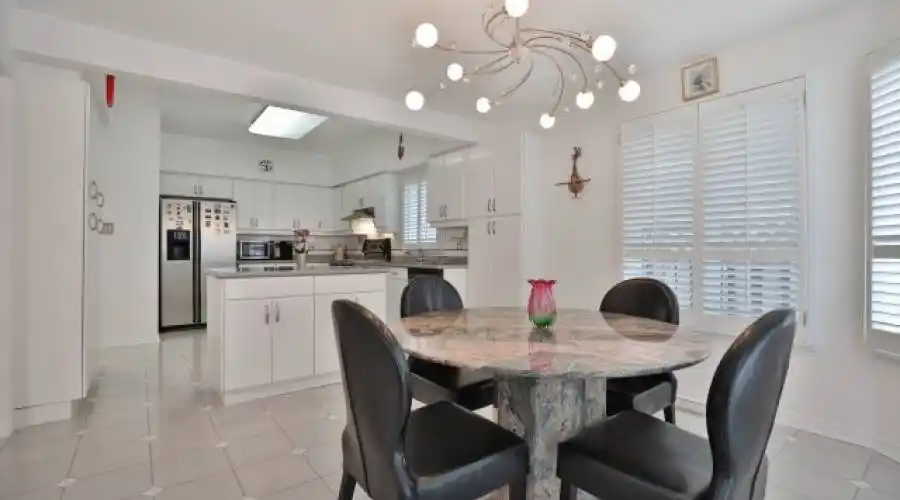 Spectacular Gourmet Kitchen