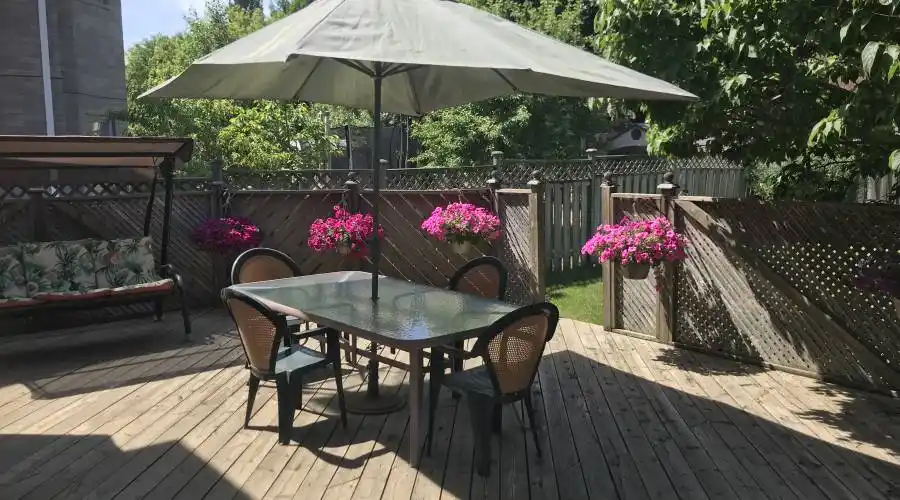 2053 Nipigon Drive,Oakville,Canada,5 Bedrooms Bedrooms,2 BathroomsBathrooms,Residential,Nipigon ,208631