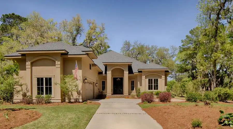 13 Oconee Court,Bluffton,South Carolina 29910,United States,3 Bedrooms Bedrooms,3 Rooms Rooms,2 BathroomsBathrooms,Residential,Oconee Court,210869