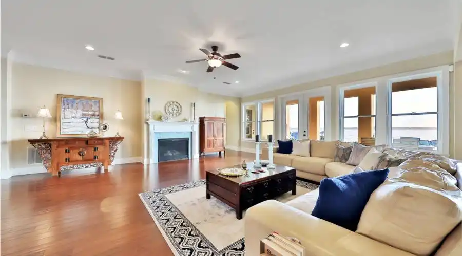 1317 Sunset View Lane,Jacksonville,Florida 32207,United States,Residential,Sunset View Lane,211862