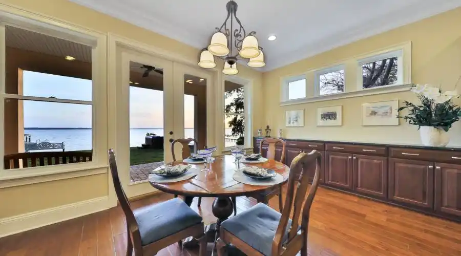 1317 Sunset View Lane,Jacksonville,Florida 32207,United States,Residential,Sunset View Lane,211862