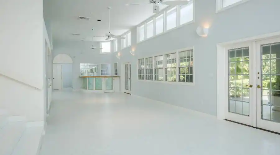 1299 Plumosa Drive,Fort Myers,Florida 33901,United States,3 Bedrooms Bedrooms,13 Rooms Rooms,4 BathroomsBathrooms,Residential,Plumosa ,213803