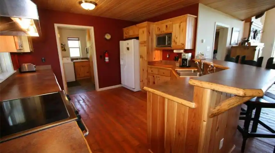 101 Old Horse Butte,West Yellowstone,Montana 59758,United States,4 Bedrooms Bedrooms,4 BathroomsBathrooms,Residential,Old Horse Butte,213804