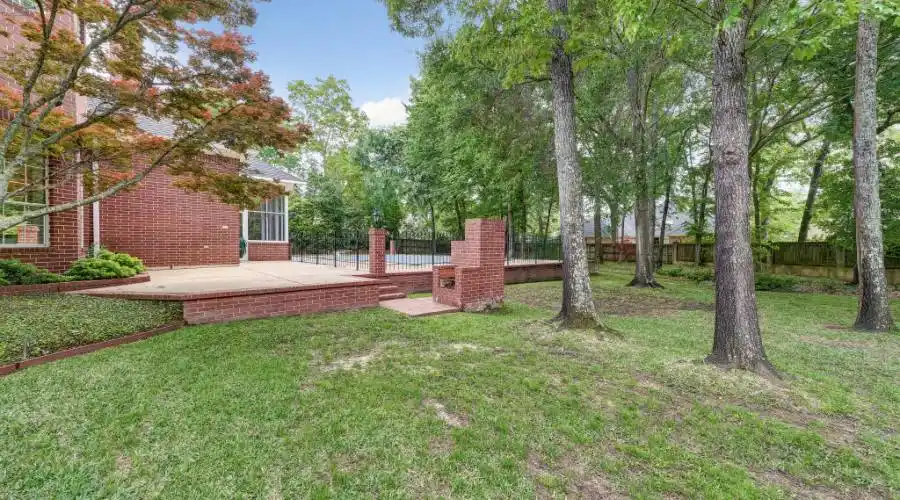 2002 Canberra Court,Tyler,Texas 75703,United States,5 Bedrooms Bedrooms,15 Rooms Rooms,4 BathroomsBathrooms,Residential,Canberra Court,213873
