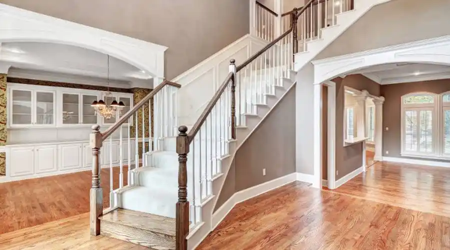 2002 Canberra Court,Tyler,Texas 75703,United States,5 Bedrooms Bedrooms,15 Rooms Rooms,4 BathroomsBathrooms,Residential,Canberra Court,213873