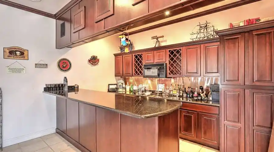 590 Lucinda Lane,Mechanicsburg,Pennsylvania 17055,United States,5 Bedrooms Bedrooms,14 Rooms Rooms,4 BathroomsBathrooms,Residential,Lucinda Lane,218583