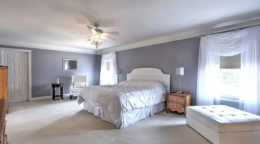590 Lucinda Lane,Mechanicsburg,Pennsylvania 17055,United States,5 Bedrooms Bedrooms,14 Rooms Rooms,4 BathroomsBathrooms,Residential,Lucinda Lane,218583