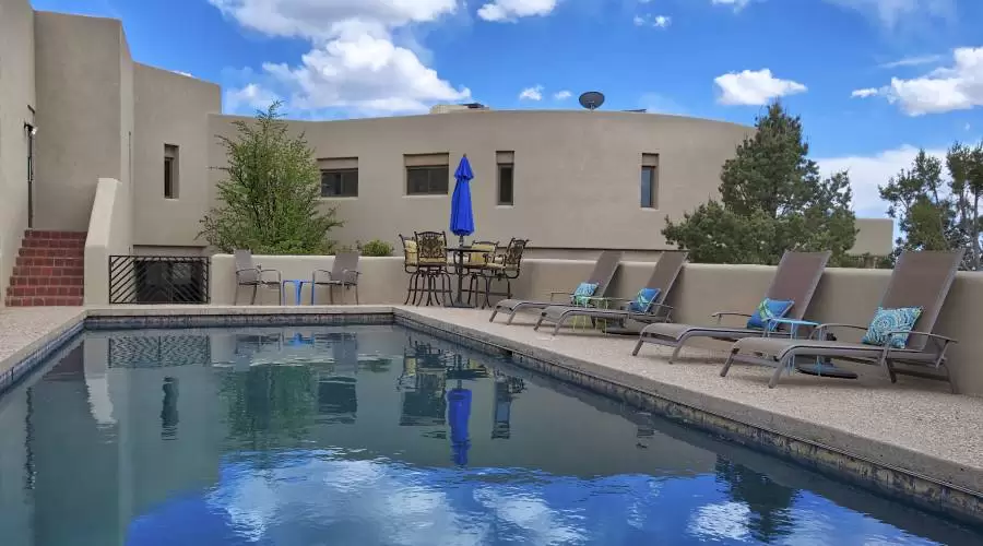 250 Spring Creek Place NE,Albuquerque,New Mexico 87122,United States,4 Bedrooms Bedrooms,9 Rooms Rooms,3 BathroomsBathrooms,Residential,Spring Creek ,220899