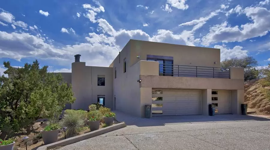 250 Spring Creek Place NE,Albuquerque,New Mexico 87122,United States,4 Bedrooms Bedrooms,9 Rooms Rooms,3 BathroomsBathrooms,Residential,Spring Creek ,220899