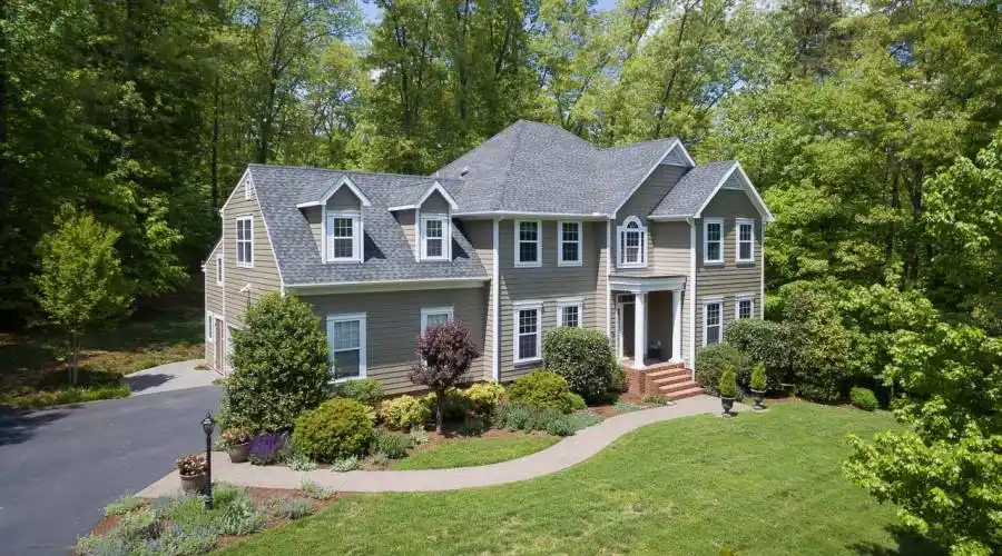 2120 Bentivar Drive,Charlottesville,Virginia 22911,United States,5 Bedrooms Bedrooms,18 Rooms Rooms,3 BathroomsBathrooms,Residential,Bentivar Drive,231852