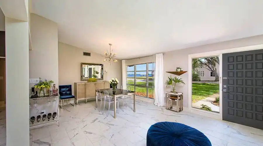 1226 Alhambra Drive,Fort Myers,Florida 33901,United States,4 Bedrooms Bedrooms,12 Rooms Rooms,4 BathroomsBathrooms,Residential,Alhambra,232061