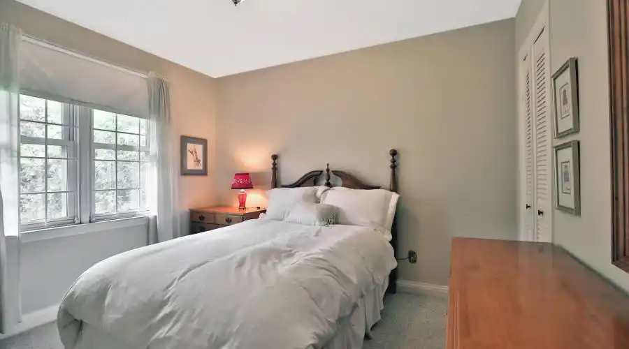 517 Morrison Road,Oakville,L6J 4K6,Canada,3 Bedrooms Bedrooms,2 BathroomsBathrooms,Residential,Morrison,233583