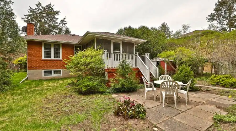 517 Morrison Road,Oakville,L6J 4K6,Canada,3 Bedrooms Bedrooms,2 BathroomsBathrooms,Residential,Morrison,233583