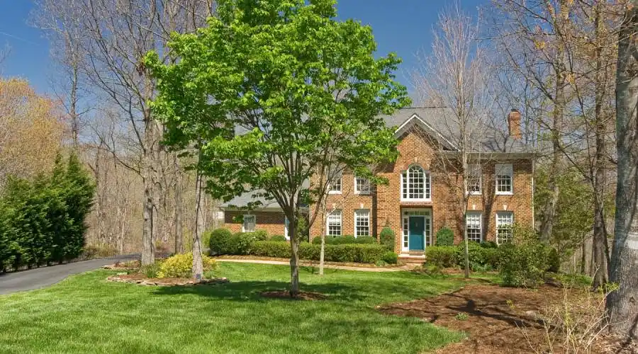 3318 LOCKPORT PLACE,KESWICK,Virginia 22947,United States,4 Bedrooms Bedrooms,16 Rooms Rooms,2 BathroomsBathrooms,Residential,LOCKPORT PLACE,234577