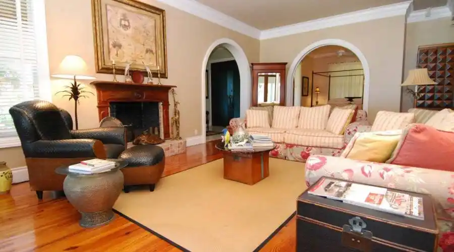 Treasure Cay Drive,Treasure Cay,Abaco,Bahamas,4 Bedrooms Bedrooms,5 BathroomsBathrooms,Residential,Hayes House,Treasure Cay Drive,235053