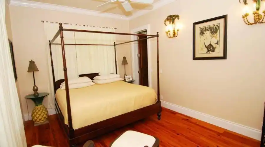 Treasure Cay Drive,Treasure Cay,Abaco,Bahamas,4 Bedrooms Bedrooms,5 BathroomsBathrooms,Residential,Hayes House,Treasure Cay Drive,235053