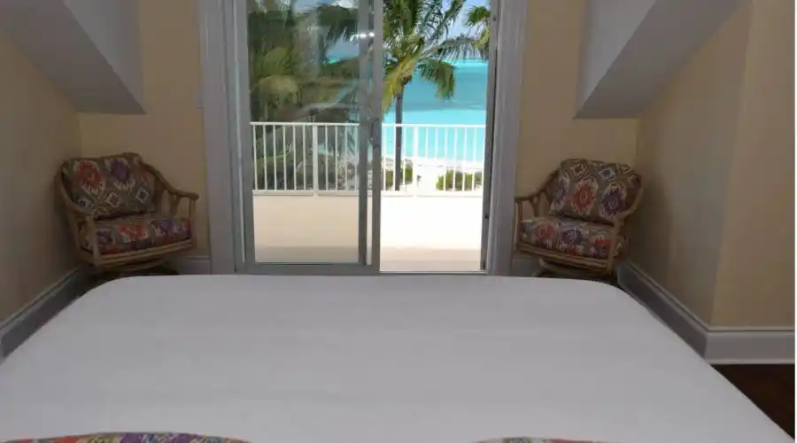 Treasure Cay Drive,Treasure Cay,Abaco,Bahamas,4 Bedrooms Bedrooms,5 BathroomsBathrooms,Residential,Hayes House,Treasure Cay Drive,235053