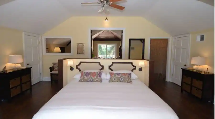 Treasure Cay Drive,Treasure Cay,Abaco,Bahamas,4 Bedrooms Bedrooms,5 BathroomsBathrooms,Residential,Hayes House,Treasure Cay Drive,235053