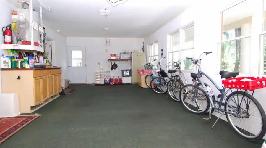 Treasure Cay Drive,Treasure Cay,Abaco,Bahamas,4 Bedrooms Bedrooms,5 BathroomsBathrooms,Residential,Hayes House,Treasure Cay Drive,235053