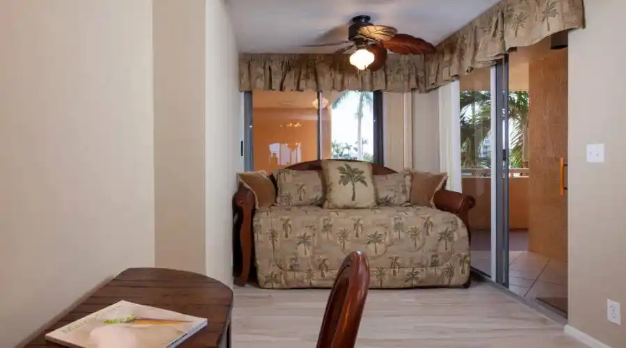 Den/ 3rd Sleeping Area