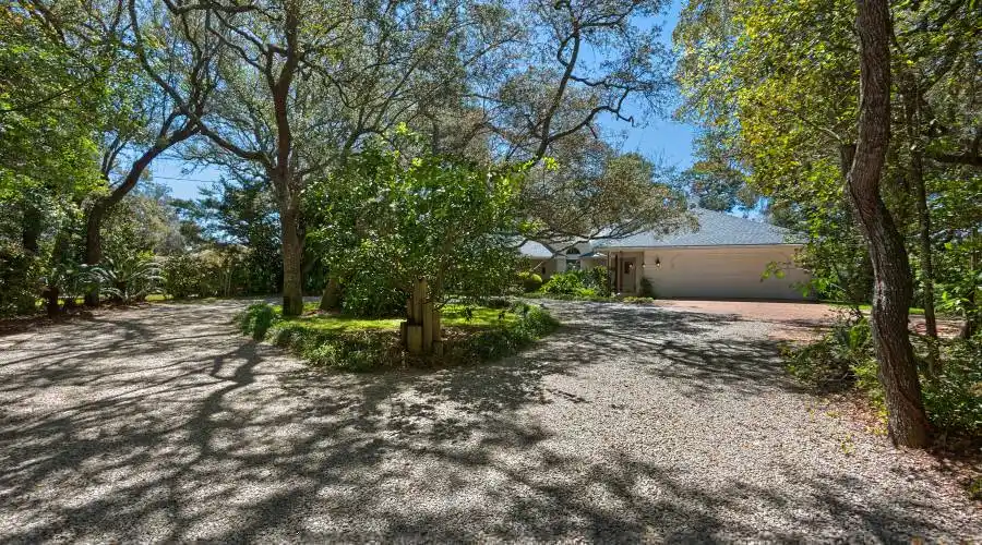 69 Poquito Rd,Shalimar,Florida 32569,United States,4 Bedrooms Bedrooms,12 Rooms Rooms,5 BathroomsBathrooms,Waterfront,Poquito,235071