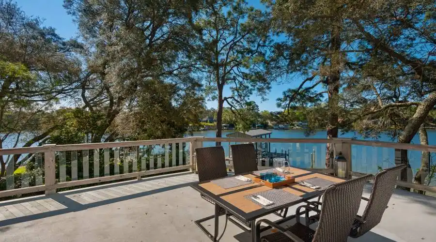 69 Poquito Rd,Shalimar,Florida 32569,United States,4 Bedrooms Bedrooms,12 Rooms Rooms,5 BathroomsBathrooms,Waterfront,Poquito,235071