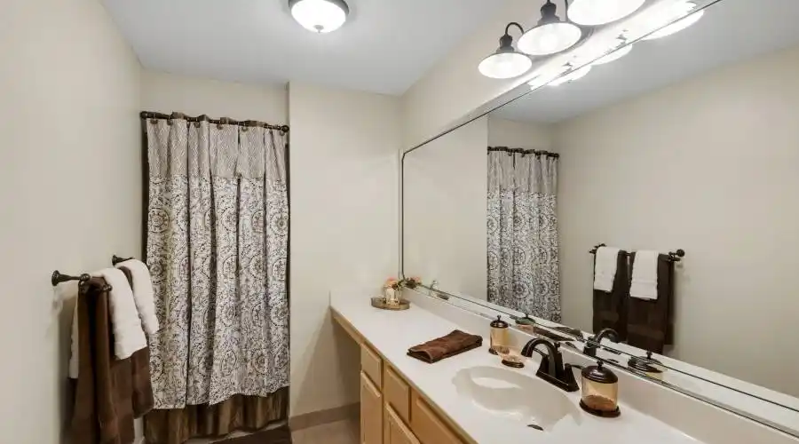 69 Poquito Rd,Shalimar,Florida 32569,United States,4 Bedrooms Bedrooms,12 Rooms Rooms,5 BathroomsBathrooms,Waterfront,Poquito,235071